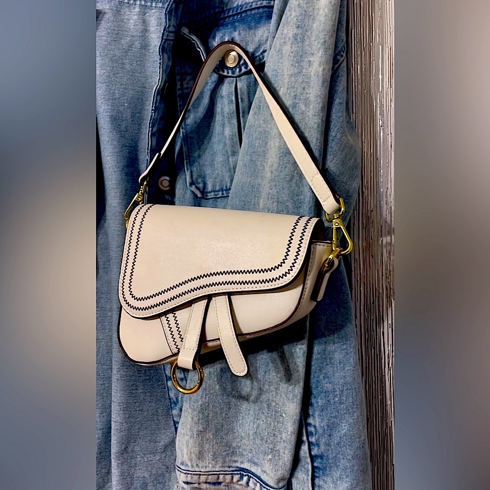 White Saddle Shoulder Bag Purse